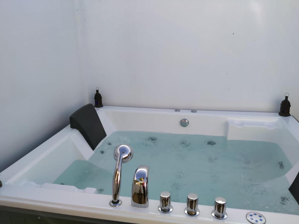 Villa Casa Blanca Luxury Spa Con Piscina Privada Y Jacuzzi Privado Chiclana de la Frontera Exteriér fotografie